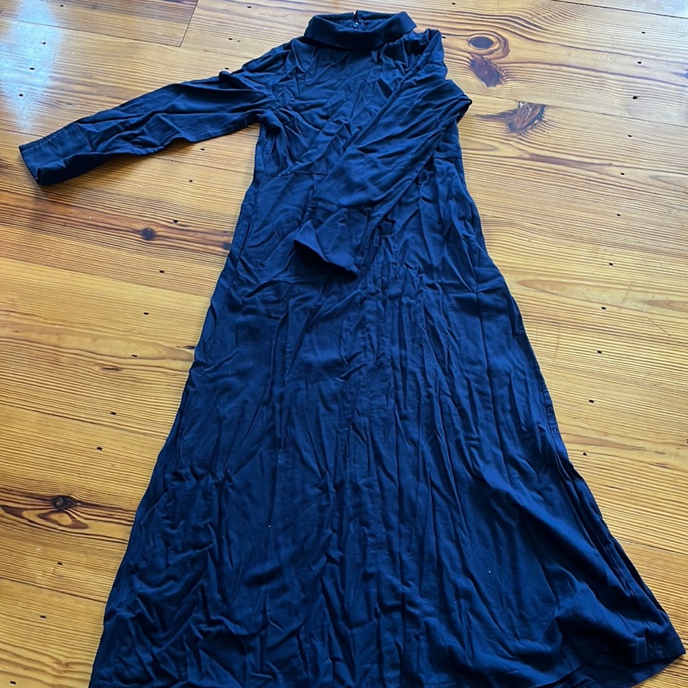 Size small navy long dress Uniqlo